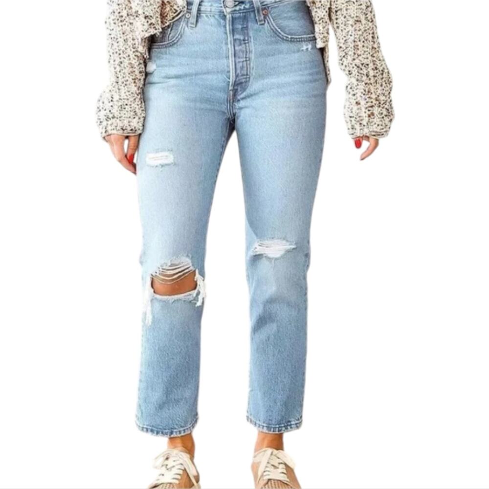 Paige Distressed Straight Light Wash Stretch Jeans‎ Size 26